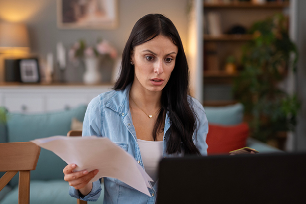 How Financial Stress Tricks Your Brain